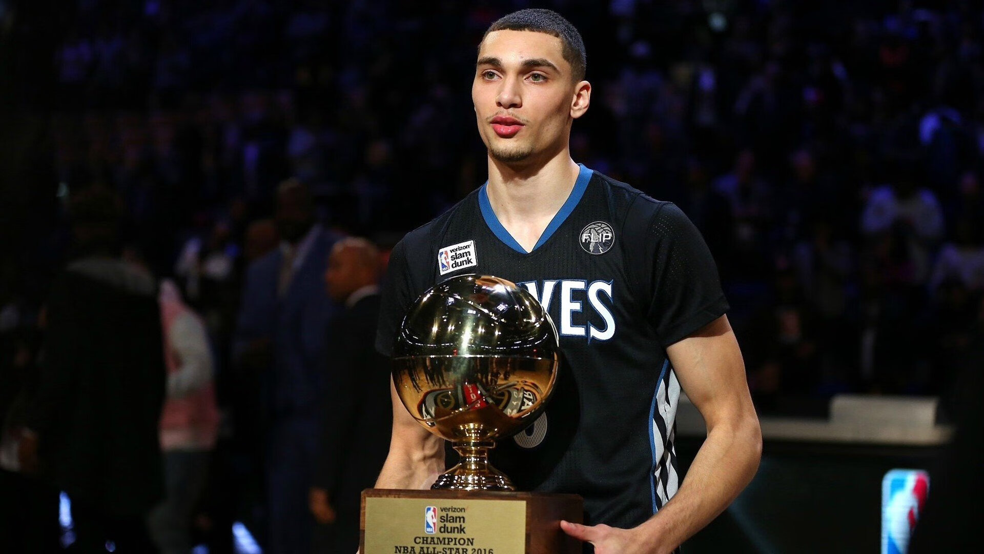 _多场景电竞运动：虚实结合的新娱乐方式_，场景化电竞游戏